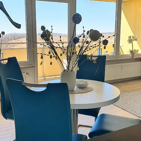 Modernes Harz Ueber Den Baumspitzen Apartment