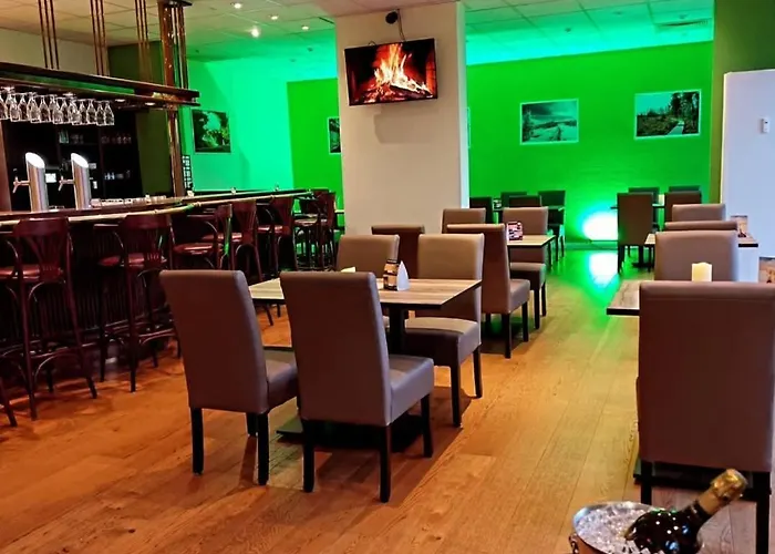 Modernes Harz Ueber Den Baumspitzen 公寓 *